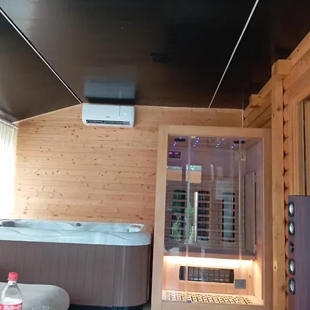 Brvnara Balorig Casa de Férias